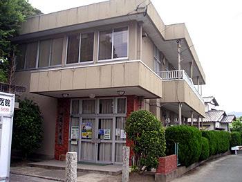 四角公民館の外観写真