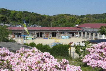 神興幼稚園外観