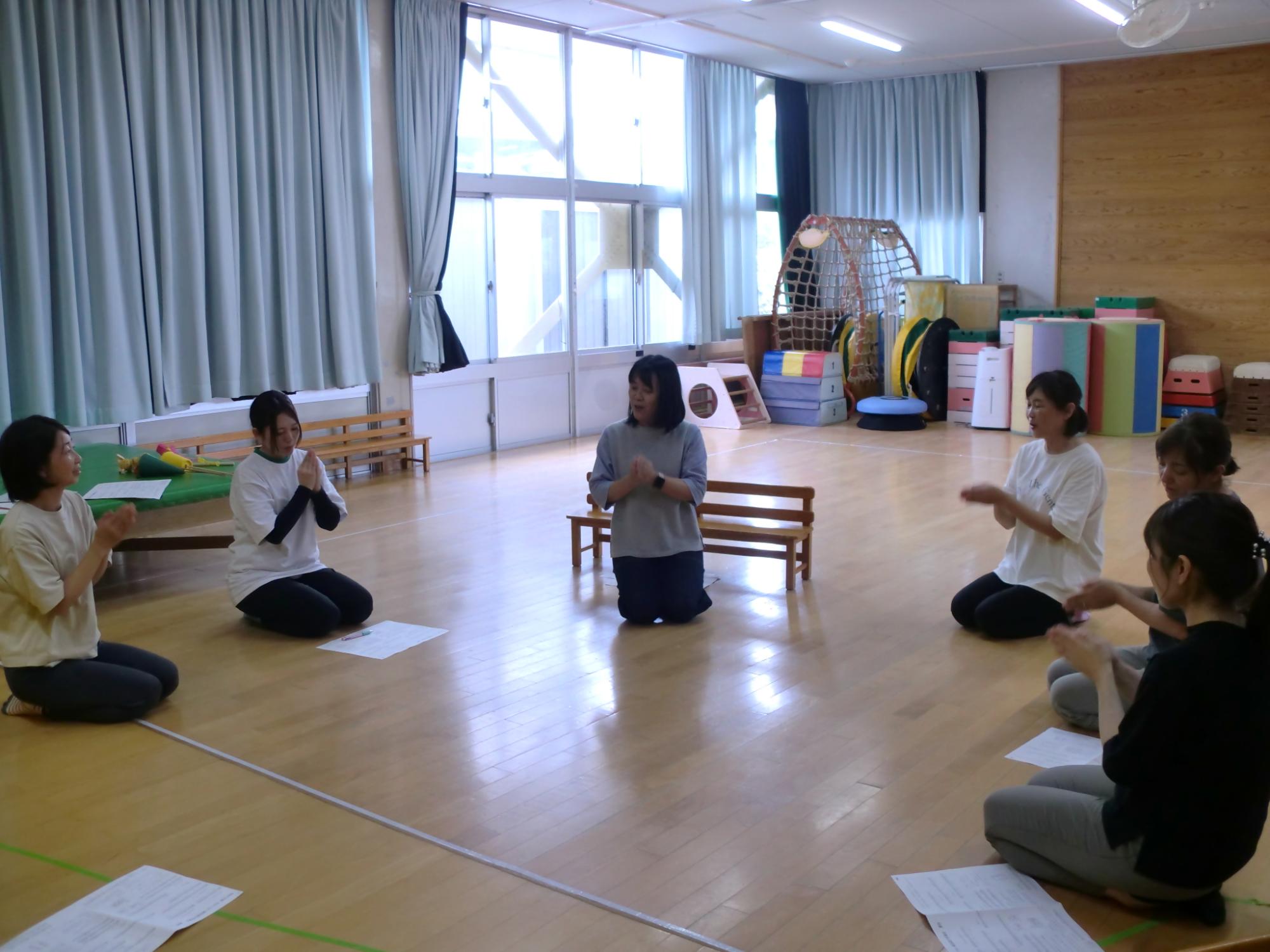 令和7年わらべうた学習会1