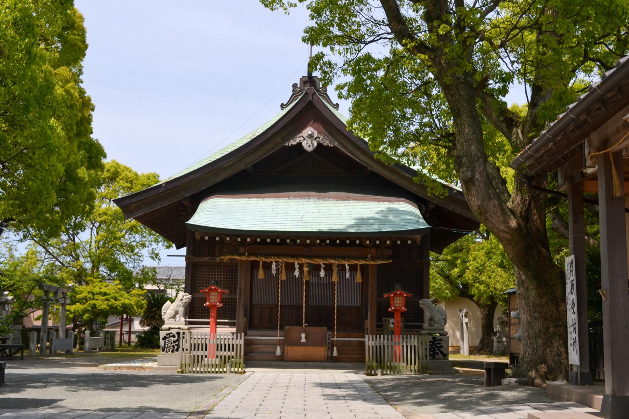 波折神社拝殿及び幣殿